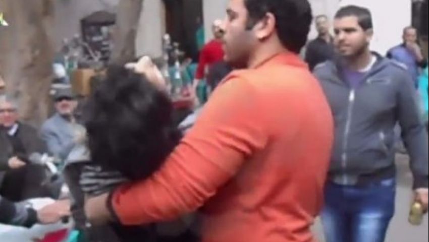 شاهد عيان يروي شهادته حول مقتل شيماء الصباغ